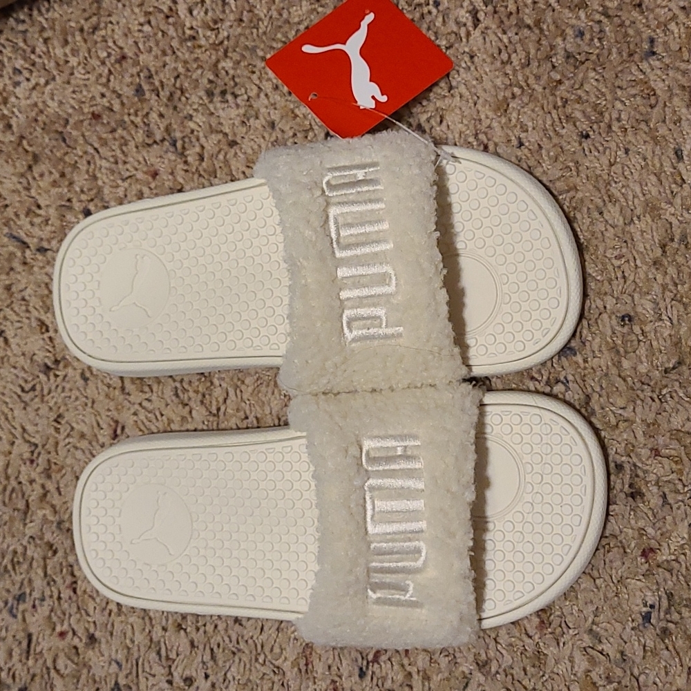 Puma slides size 8